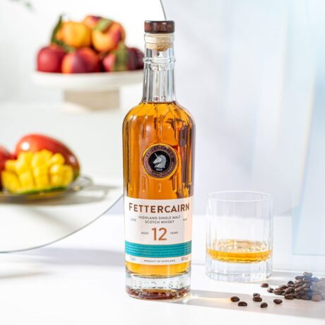 Fettercairn 12 letnia szkocka whisky single malt z regionu Highlands, 700 ml, wyeksponowana