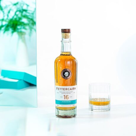Fettercairn 16-letnia szkocka whisky single malt z regionu Highlands, 700 ml, wyeksponowana